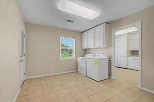 827 Pickney Ave, Port Bolivar, TX 77650 - Photo 33