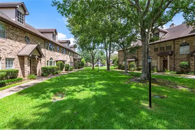 2106 Gemini Street, Houston, TX 77058 - Photo 3
