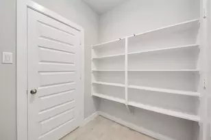 19 Knight Bayou Dr, Dayton, TX 77535 - Photo 9