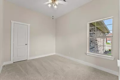 122 Tonkawa Canyon Drive, La Marque, TX 77568 - Photo 9