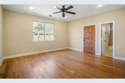 104 Estelle Street, Houston, TX 77003 - Photo 9