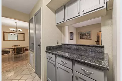 6201 Beverlyhill Street #1, Houston, TX 77057 - Photo 15