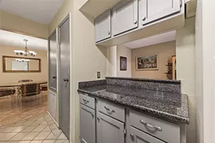 6201 Beverly Hill St, Houston, TX 77057 - Photo 15