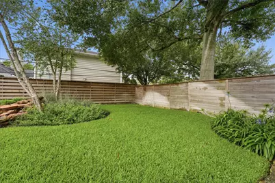 4517 Willowbend Boulevard, Houston, TX 77035 - Photo 27