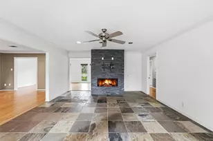 4517 Willowbend Blvd, Houston, TX 77035 - Photo 11