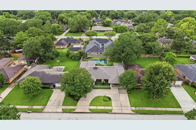 4517 Willowbend Boulevard, Houston, TX 77035 - Photo 29