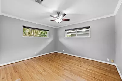 4517 Willowbend Boulevard, Houston, TX 77035 - Photo 11