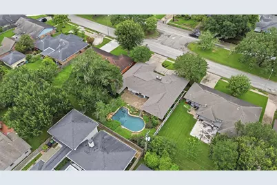 4517 Willowbend Boulevard, Houston, TX 77035 - Photo 31