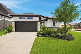 11059 Valley Fort Drive, Missouri City, TX 77459 - Photo 1