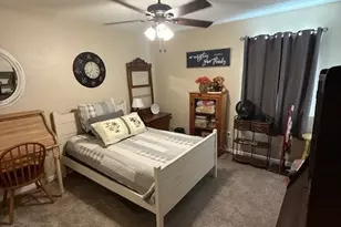 2402 Sycamore Ave, Huntsville, TX 77340 - Photo 35