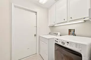 15343 Meadow Village Dr, Houston, TX 77095 - Photo 9