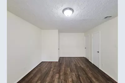 7426 Navasota Street, Houston, TX 77016 - Photo 9