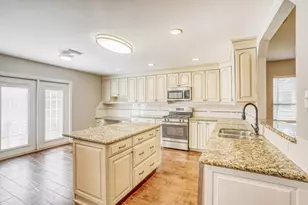3502 Wheatmeadow Ln, Pearland, TX 77581 - Photo 7