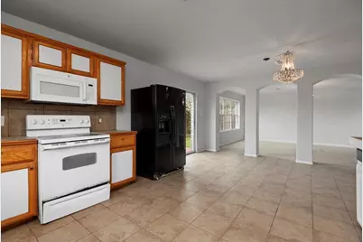 5518 Rio Alamo Street, Rosharon, TX 77583 - Photo 11