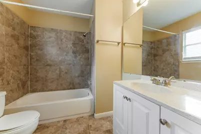 9415 Charterlawn Circle, Houston, TX 77070 - Photo 9