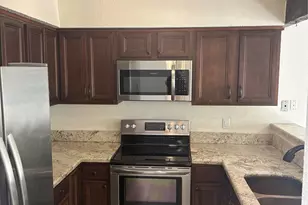 13036 Greenway Chase Ct, Houston, TX 77072 - Photo 3