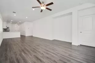 15826 Menlow Bend Dr, Humble, TX 77396 - Photo 9