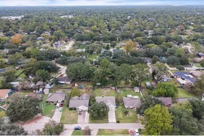 12502 Maxim Drive, Houston, TX 77065 - Photo 35