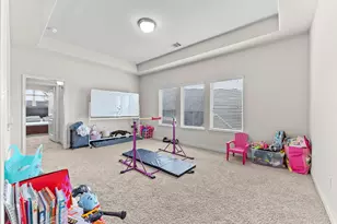 27172 Devyn Forest Ln, Spring, TX 77386 - Photo 17