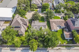 4406 Ingersoll St, Houston, TX 77027 - Photo 13