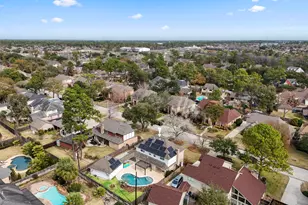 16611 Brenton Oaks Dr, Spring, TX 77379 - Photo 11