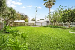 3529 Ave S, Galveston, TX 77550 - Photo 35