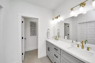 8815 Edgar St, Houston, TX 77051 - Photo 29