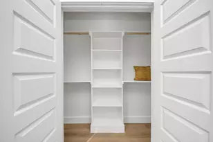 8815 Edgar St, Houston, TX 77051 - Photo 35