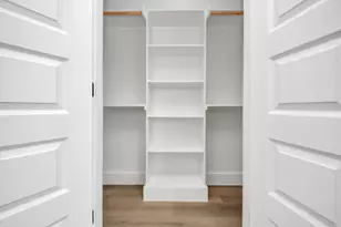 8815 Edgar St, Houston, TX 77051 - Photo 41