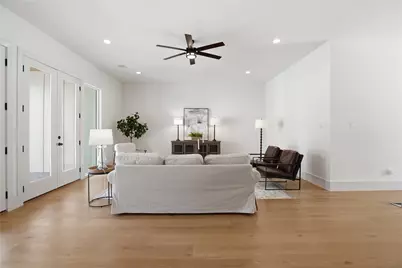 1918 Spillers Lane, Houston, TX 77043 - Photo 7