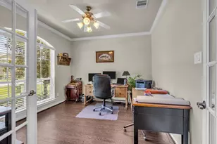 13859 Shoreline Dr, Willis, TX 77318 - Photo 11