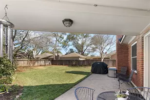 15911 Manor Square Dr, Houston, TX 77062 - Photo 41