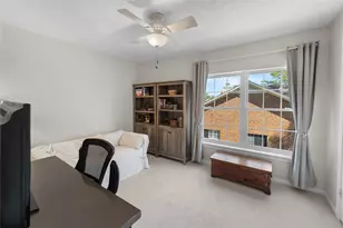 15911 Manor Square Dr, Houston, TX 77062 - Photo 39