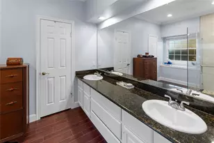 15911 Manor Square Dr, Houston, TX 77062 - Photo 15