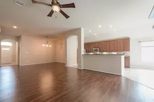 18903 Pinewood Point Ln, Tomball, TX 77377 - Photo 5