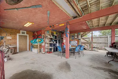 1019 Sunset Drive, San Leon, TX 77539 - Photo 19
