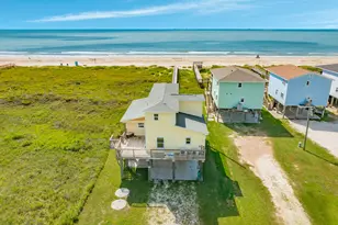 2032 Bluewater Hwy, Surfside Beach, TX 77541 - Photo 13