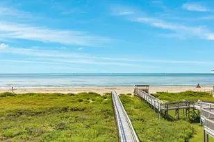 2032 Bluewater Hwy, Surfside Beach, TX 77541 - Photo 19