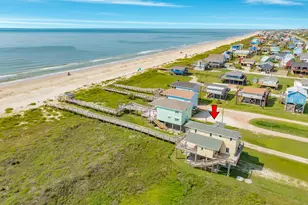 2032 Bluewater Hwy, Surfside Beach, TX 77541 - Photo 7