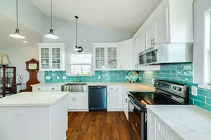 2032 Bluewater Hwy, Surfside Beach, TX 77541 - Photo 25