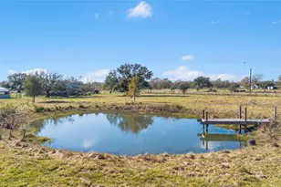 1210 County Rd 32, Angleton, TX 77515 - Photo 13