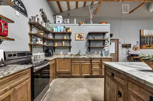 1210 County Rd 32, Angleton, TX 77515 - Photo 7