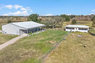 1210 County Rd 32, Angleton, TX 77515 - Photo 1