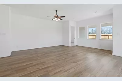 7723 Jade Crest Drive, Angleton, TX 77515 - Photo 23