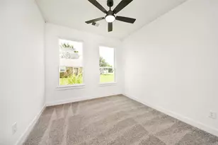 925 1st St, Hempstead, TX 77445 - Photo 25
