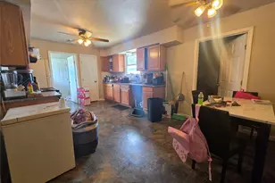 5902 Ave S 1/2, Galveston, TX 77551 - Photo 7