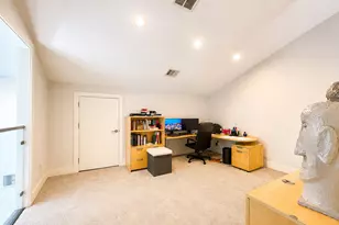 5905 Kiam St, Houston, TX 77007 - Photo 35