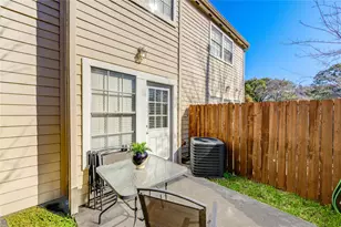 2002 Gentryside Dr 110, Houston, TX 77077 - Photo 19