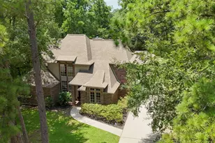 719 Somerset St, Conroe, TX 77302 - Photo 5