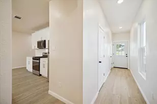 141 Golf View, Montgomery, TX 77356 - Photo 3